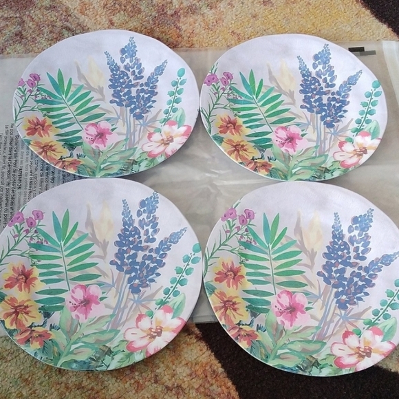 Fig & Fern Floral Melamine Dinner Plates, set of 4 - Picture 4 of 6